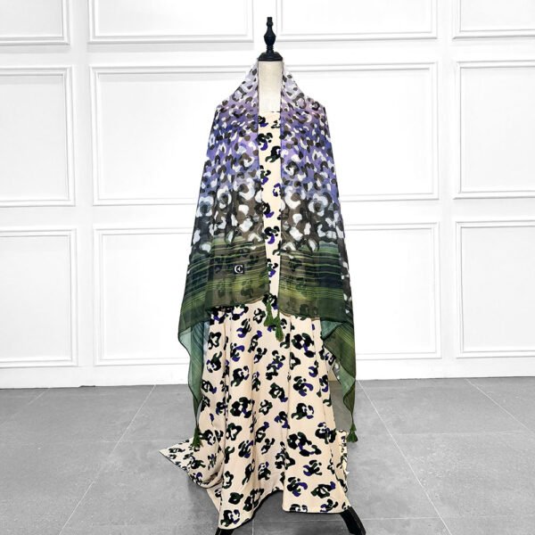 ملابس قطنية